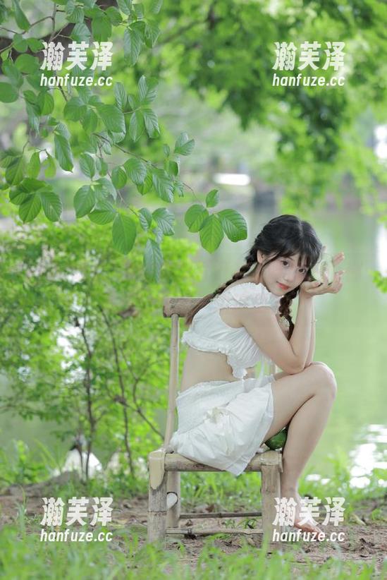 17c吃瓜 为啥每次打开17c吃瓜app都想一边吃瓜一边追剧?