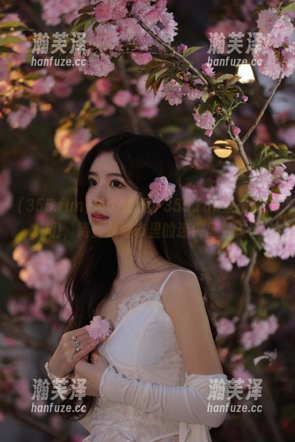 355.fun 换个角度,355.fun发布的瓜们,简直是城市里的迷失风景。