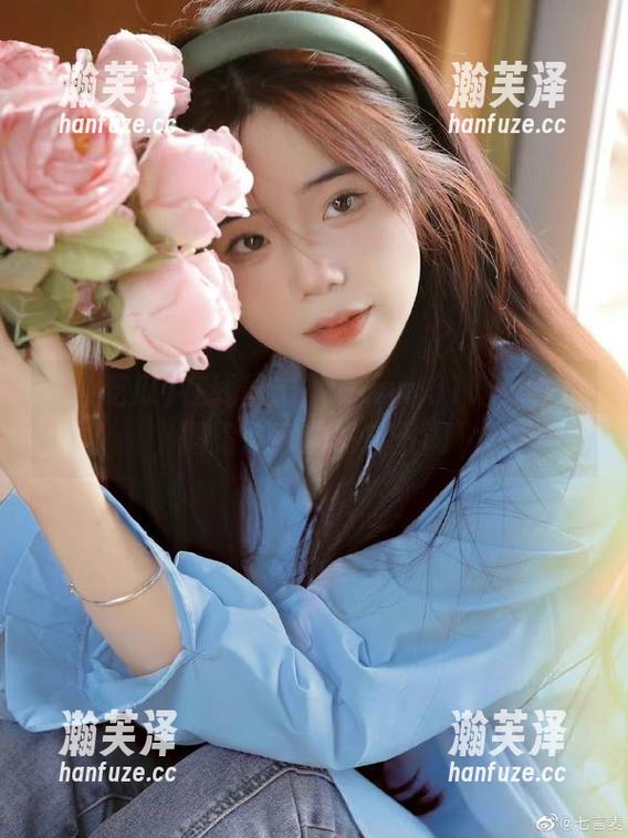 在线暴击！www.51吃瓜为你揭露隐藏的家族丑闻