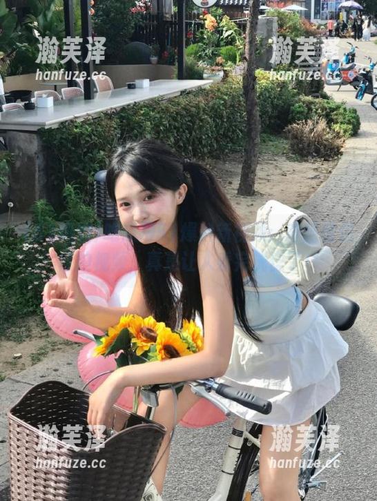 吃瓜网51爆料新视频：奇葩情侣自拍视频，真是让人看完恍惚了！