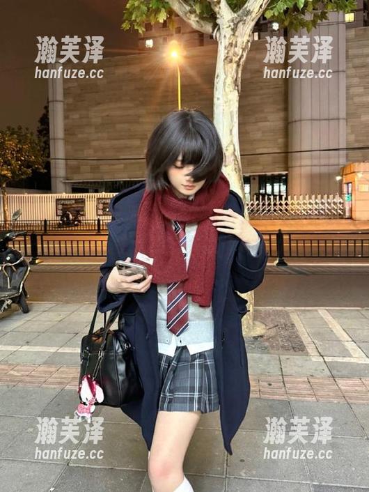 吃瓜网的51爆料，让我一次又一次怀疑人生，瓜果真是个深不见底的坑！