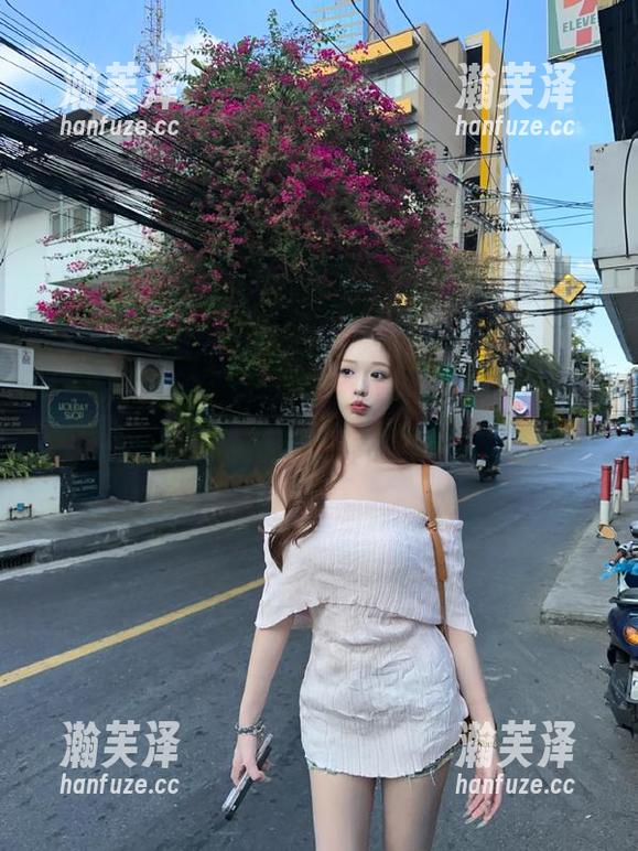 58黑料 下载“58黑料”,瓜吃到停不下来,真是个罪过!