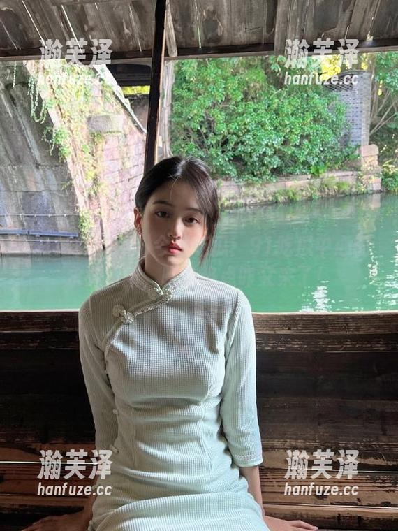 91吃瓜中心 今日吃瓜:91吃瓜中心的永久更新,瞧瞧热点咋又来了!