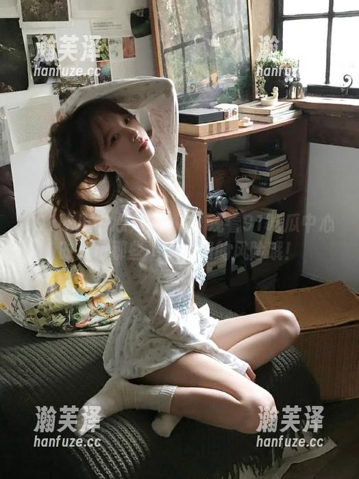 91吃瓜中心 悠着点!观看91吃瓜中心时入口那些不为人知的风险哦!