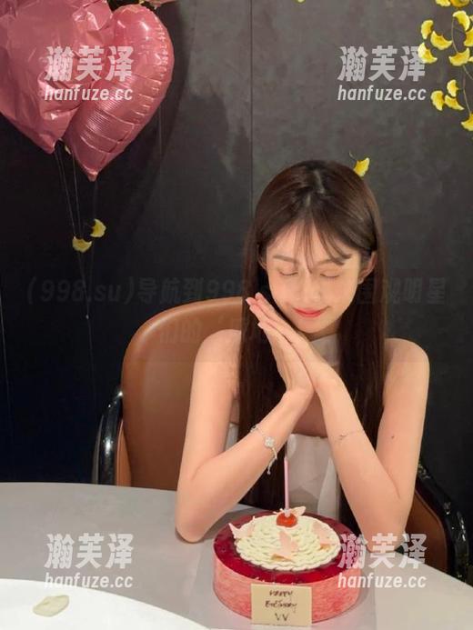998.su 导航到998.su,快来围观明星们的‘瓜地’!
