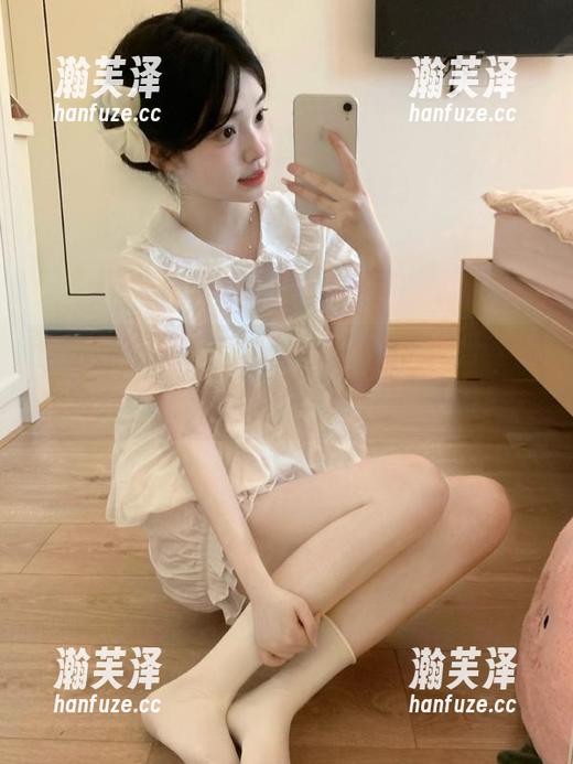 人人吃瓜网 跟随人人吃瓜网的网址,你会发现新一波吃瓜潮流,来一起嗨!