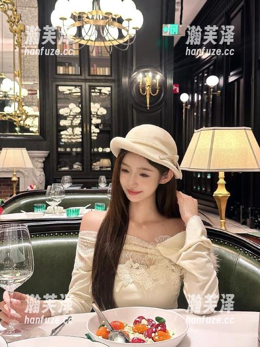 全网吃瓜发布：主播们罕见大聚会，一起瓜分这些年的小秘密！