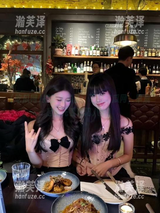 打工人必备：下载吃瓜网，早晨起床先看朝阳八卦！