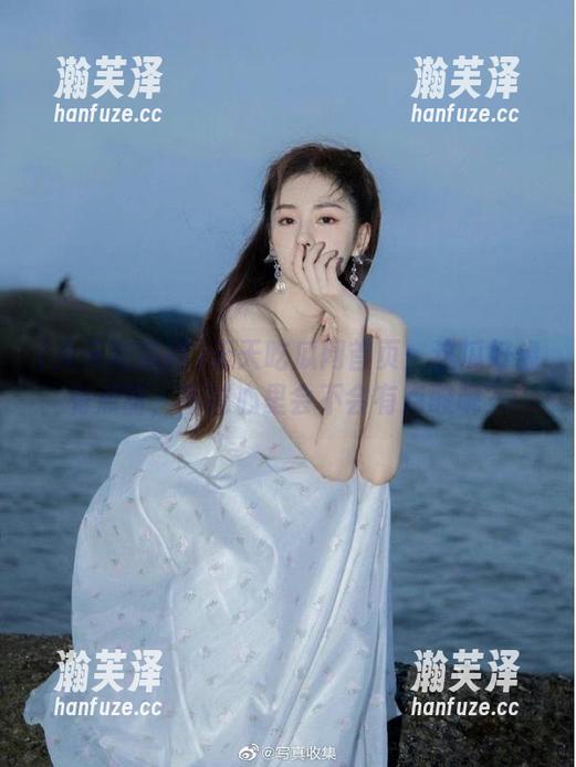 天天吃瓜网 天天吃瓜网首页:这瓜好像有点甜,不过心里会不会有点酸呢?