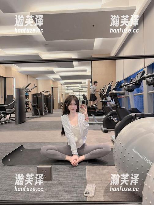 黑料吃瓜 在黑料吃瓜网站的在线观看里,我简直变成了八卦侦探呀!