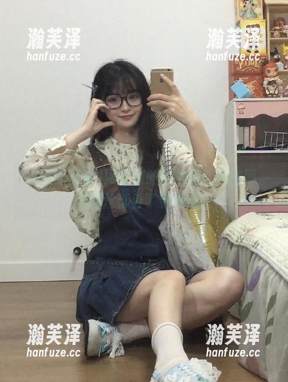 黑料正能量 网红群的黑料正能量官网,连粉丝都看了要想哭!